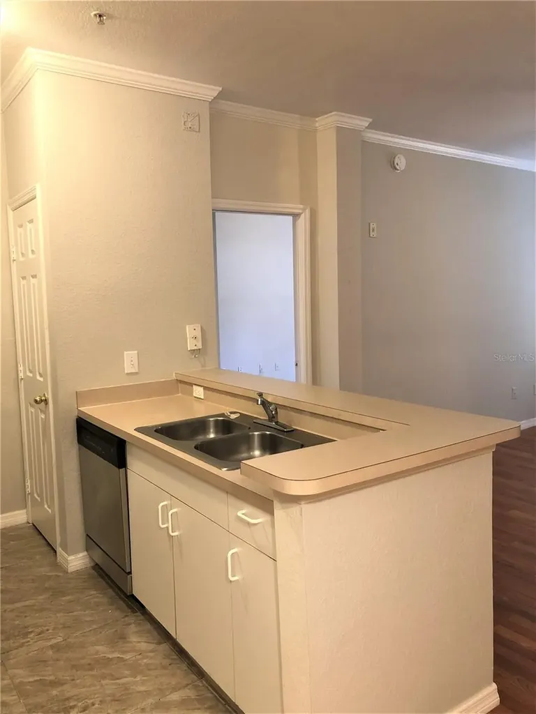 3725 Conroy Road Orlando FL 32839