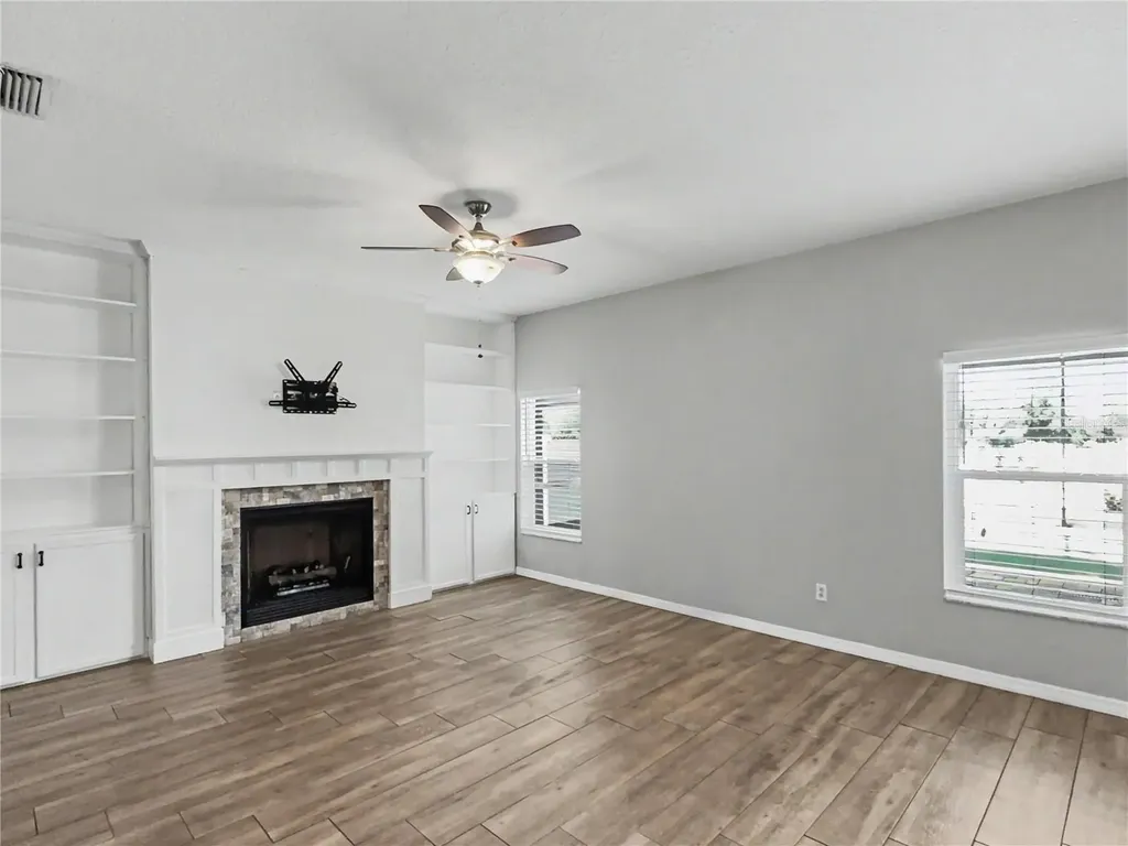 1625 Emerald Hill Way Valrico FL 33594