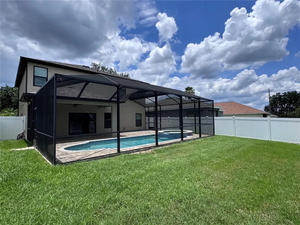1625 Emerald Hill Way Valrico FL 33594