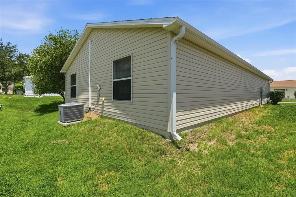 2484 Kingstree Place The Villages FL 32162