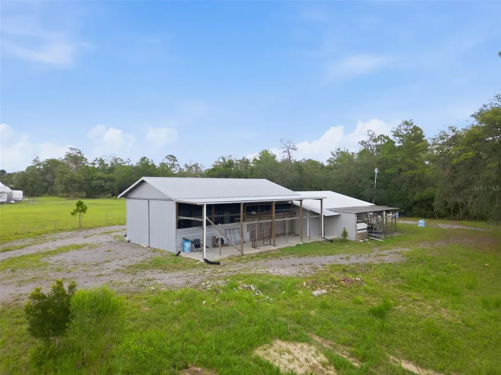 32416 Pine Road Eustis FL 32736
