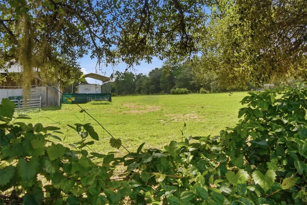 32416 Pine Road Eustis FL 32736