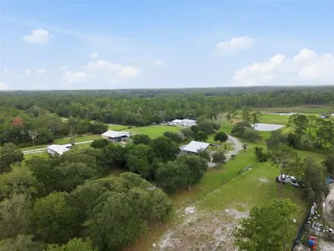 32402 Pine Road Eustis FL 32736