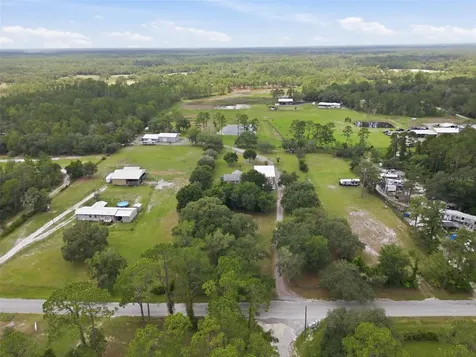 32402 Pine Road Eustis FL 32736