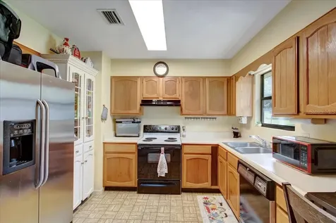 235 Ashley Lake Drive Melrose FL 32666