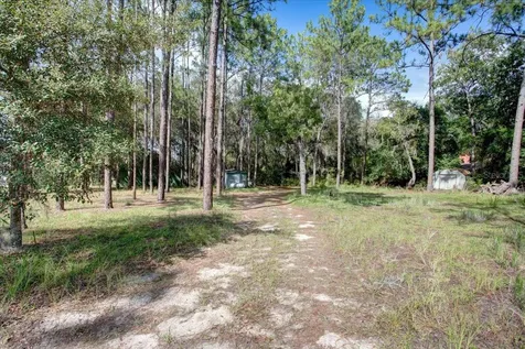 235 Ashley Lake Drive Melrose FL 32666