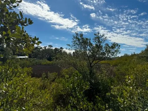 1348 S Estuary Drive Crystal River FL 34429