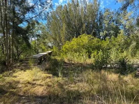 1348 S Estuary Drive Crystal River FL 34429