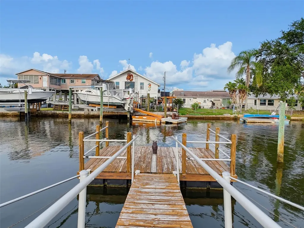 13530 Maria Drive Hudson FL 34667