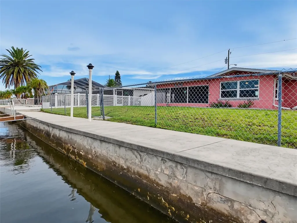 13530 Maria Drive Hudson FL 34667