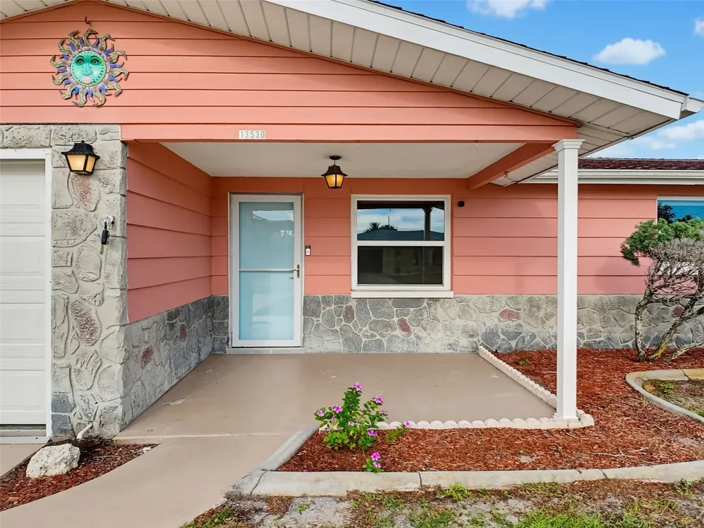 13530 Maria Drive Hudson FL 34667
