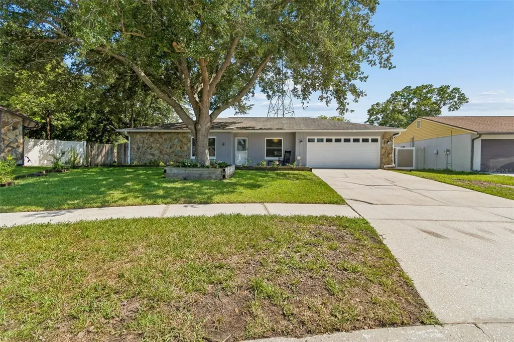 16205 Sawgrass Circle Tampa FL 33624