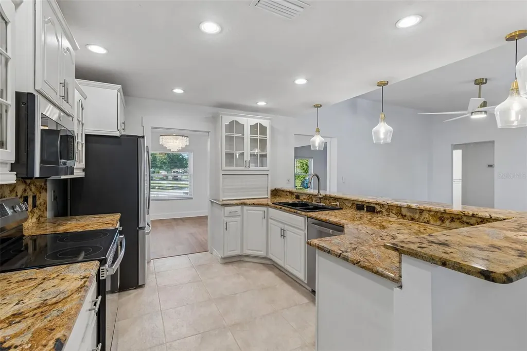 16205 Sawgrass Circle Tampa FL 33624