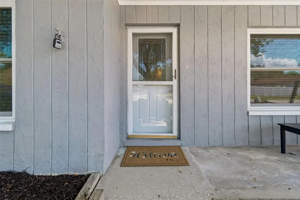 16205 Sawgrass Circle Tampa FL 33624