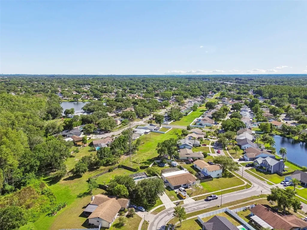 16205 Sawgrass Circle Tampa FL 33624