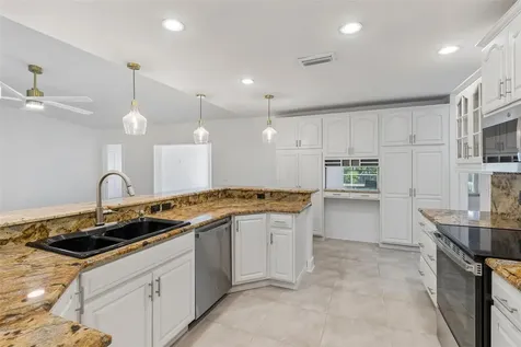 16205 Sawgrass Circle Tampa FL 33624