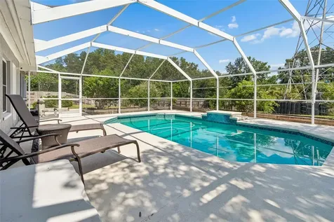16205 Sawgrass Circle Tampa FL 33624