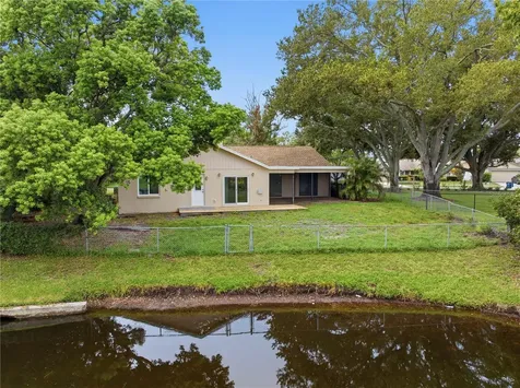9743 106th Avenue Largo FL 33773