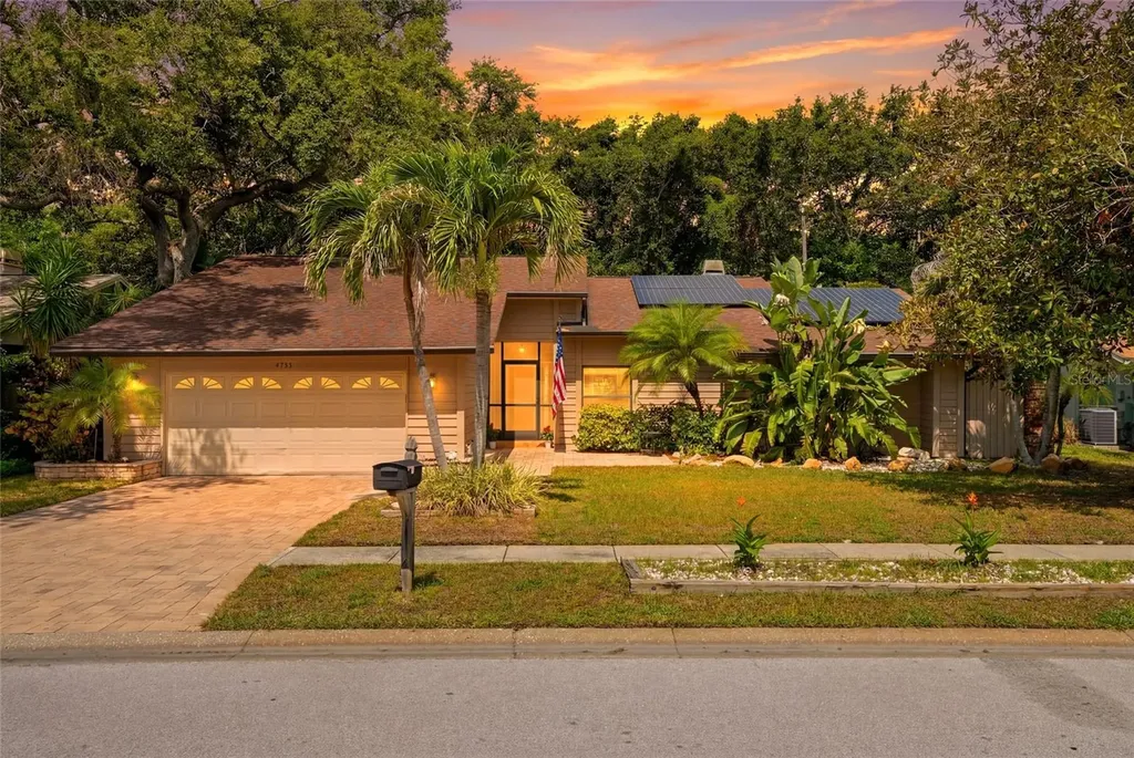 4733 Lake Valencia Boulevard W Palm Harbor FL 34684