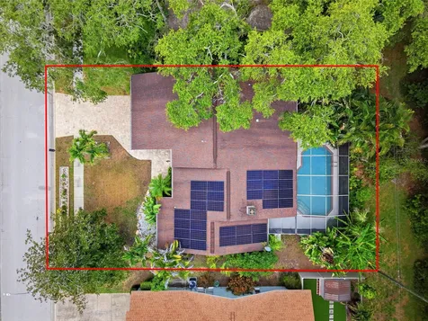 4733 Lake Valencia Boulevard W Palm Harbor FL 34684