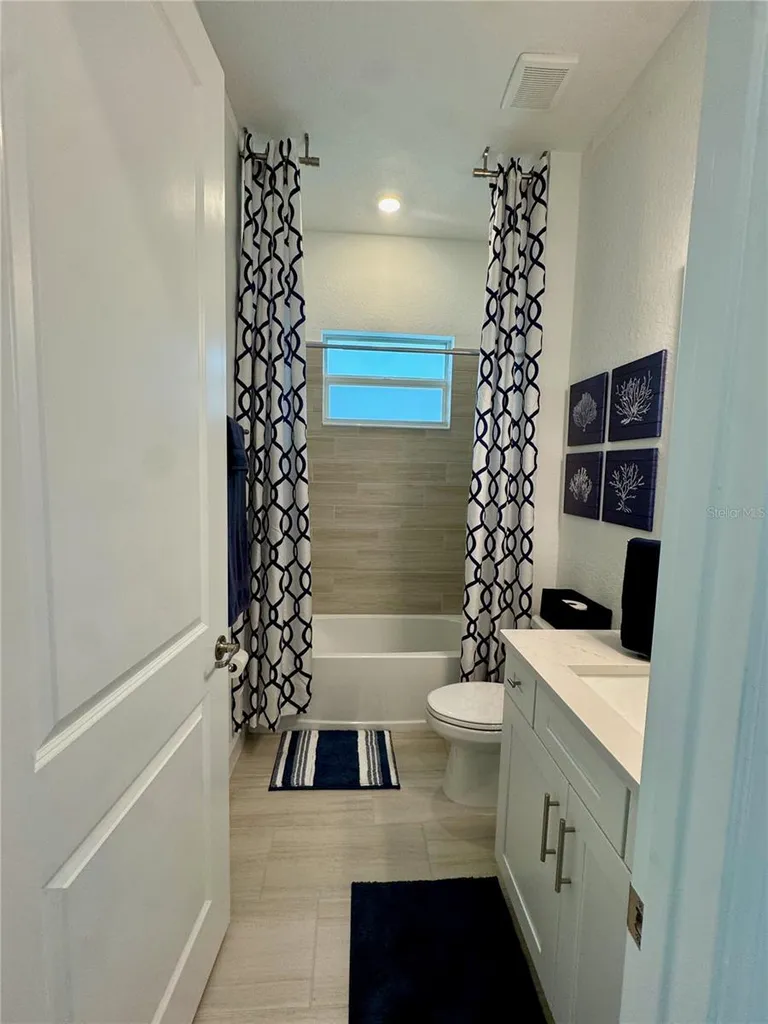 5612 Lightning Whelk Lane Lakewood Ranch FL 34211