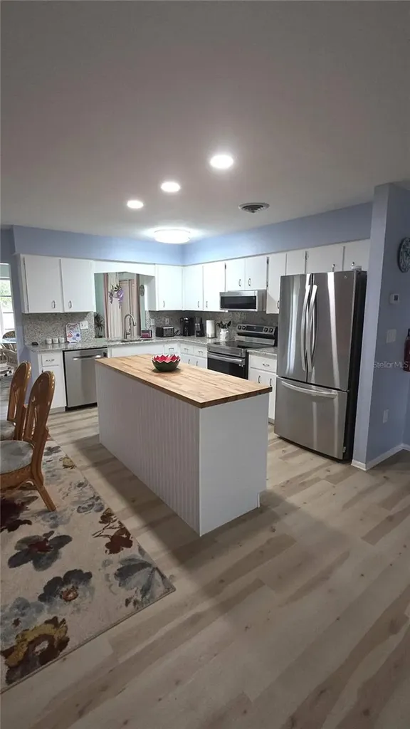 199 Caddy Road Rotonda West FL 33947