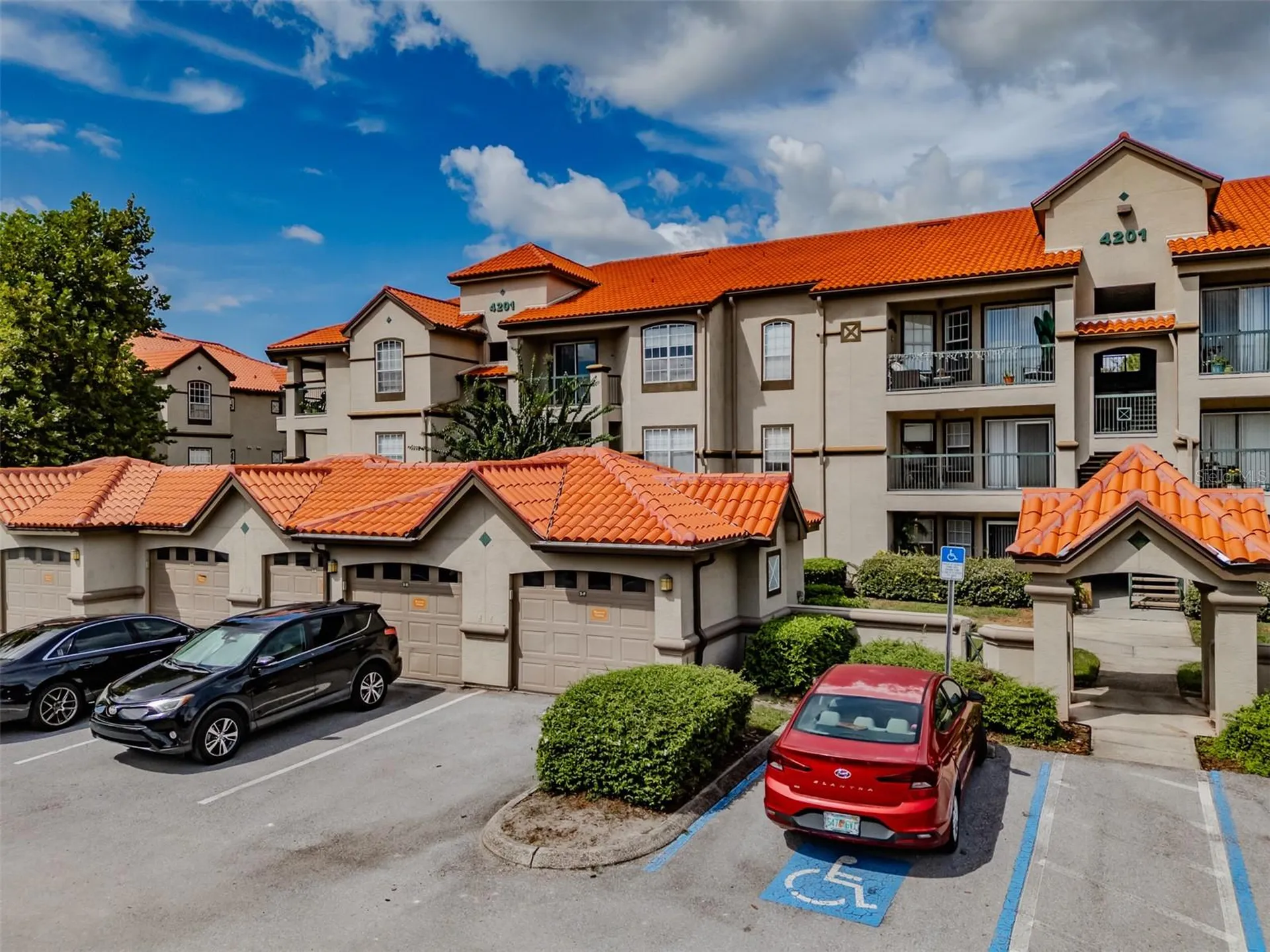 4201 Woodstorks Walk Way Lutz FL 33558