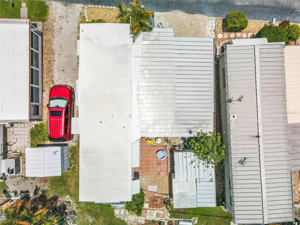 7490 46th Avenue N St Petersburg FL 33709