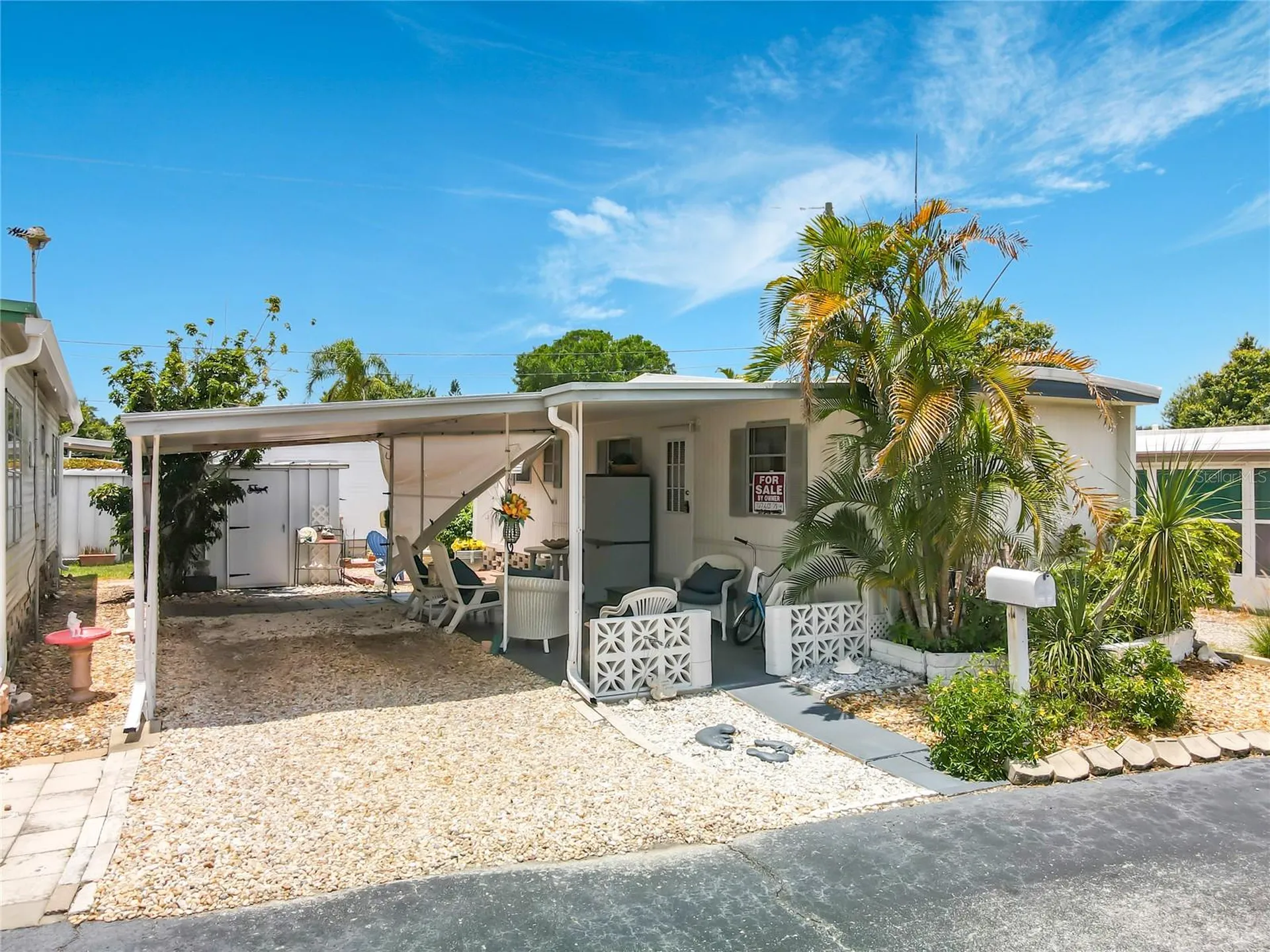 7490 46th Avenue N St Petersburg FL 33709
