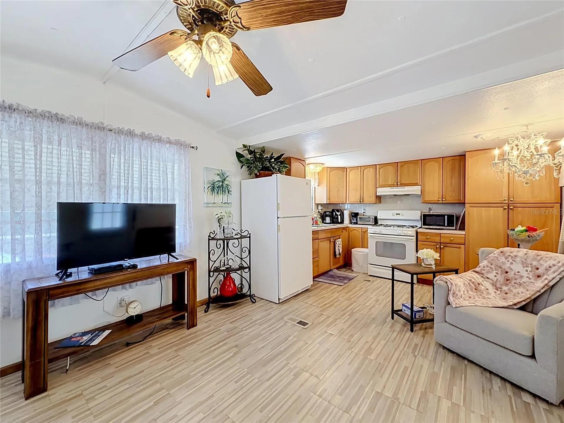 7490 46th Avenue N St Petersburg FL 33709