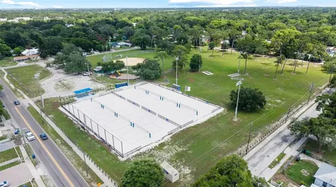 6726 N 11th Street Tampa FL 33604
