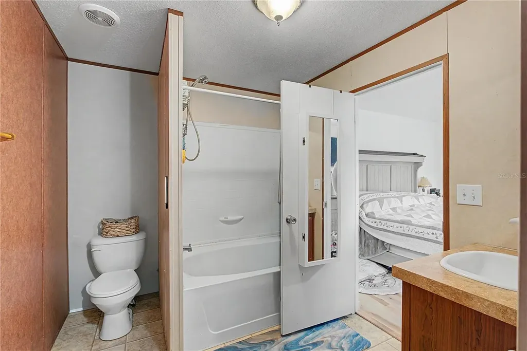 935 S Crystal Grove Point Homosassa FL 34448