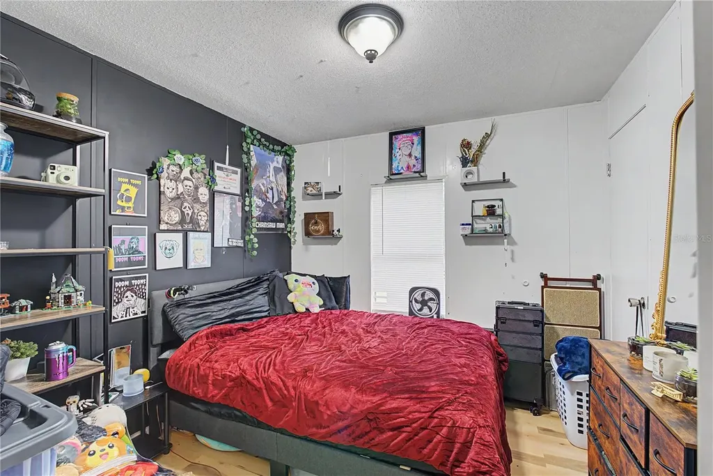 935 S Crystal Grove Point Homosassa FL 34448