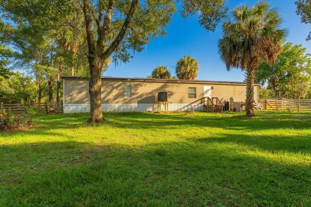 935 S Crystal Grove Point Homosassa FL 34448