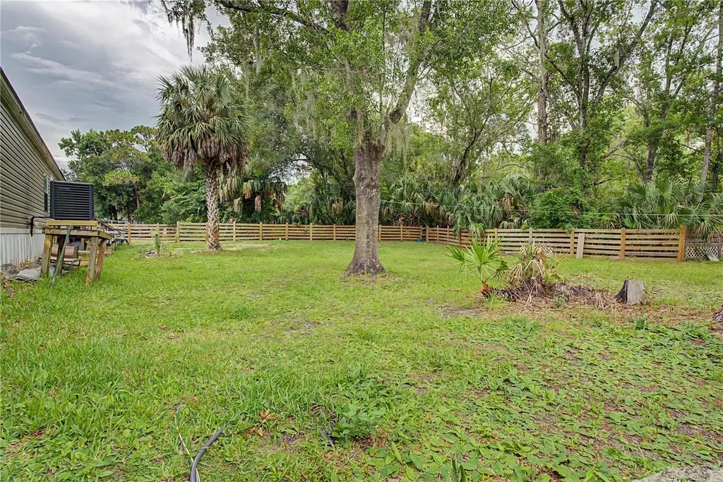 935 S Crystal Grove Point Homosassa FL 34448