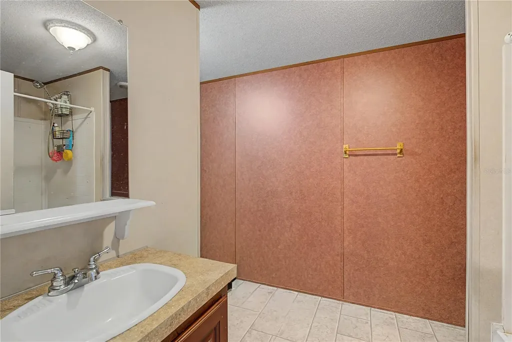 935 S Crystal Grove Point Homosassa FL 34448
