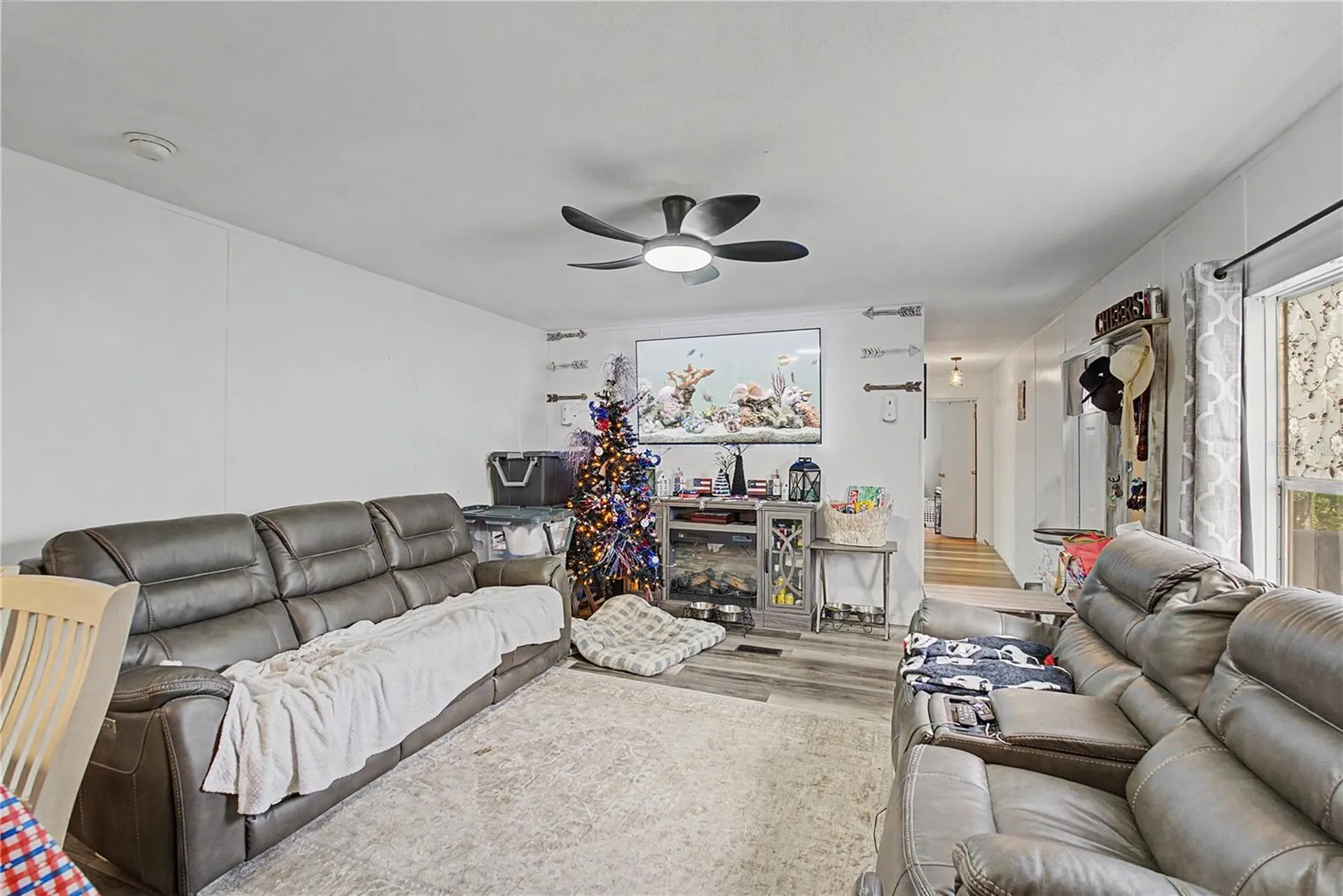 935 S Crystal Grove Point Homosassa FL 34448