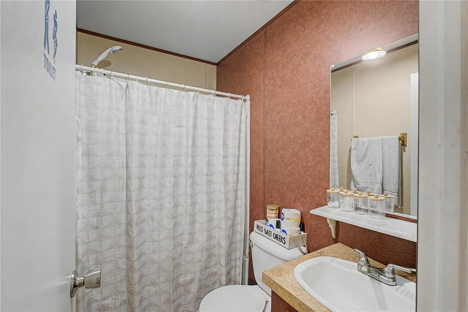 935 S Crystal Grove Point Homosassa FL 34448
