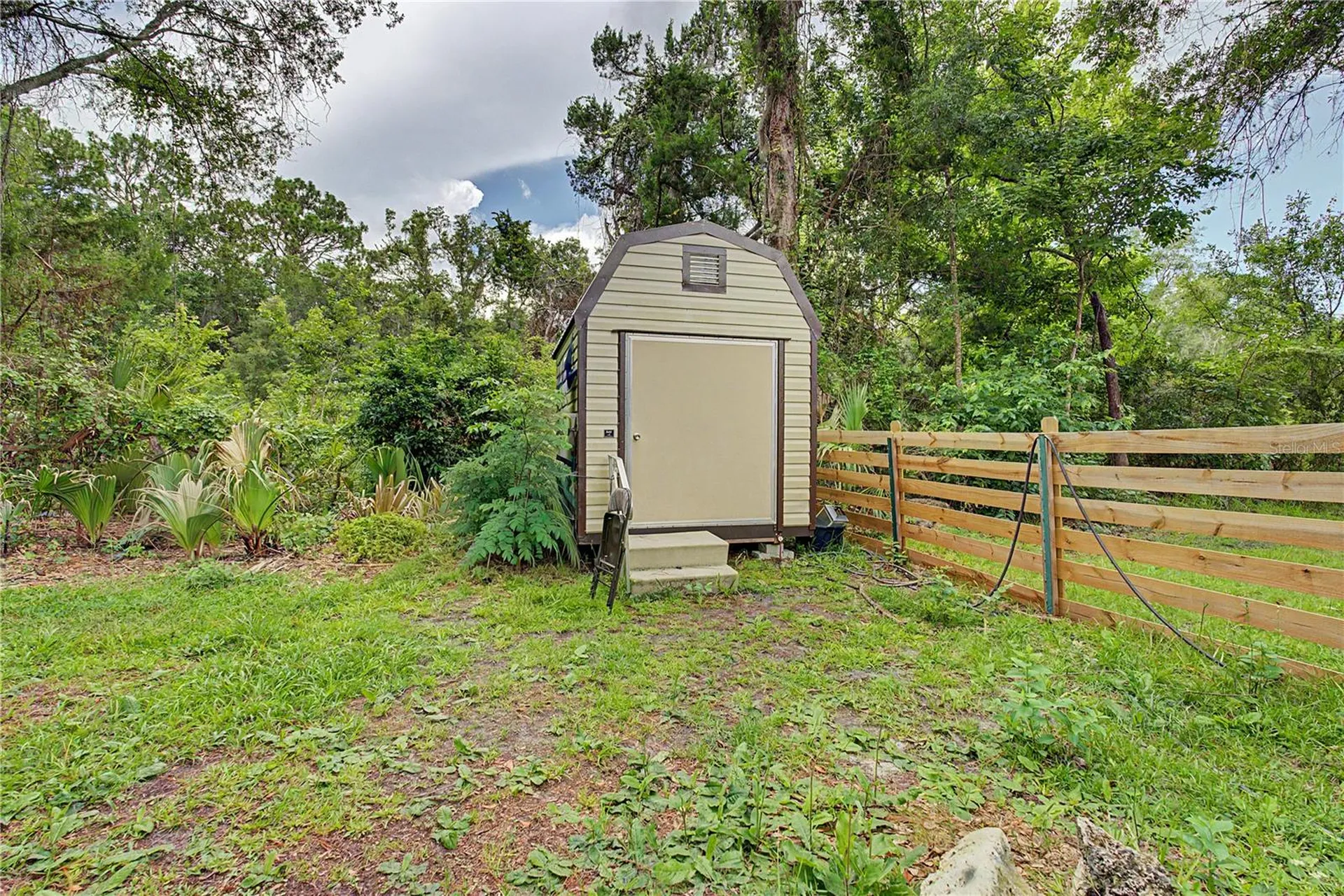 935 S Crystal Grove Point Homosassa FL 34448