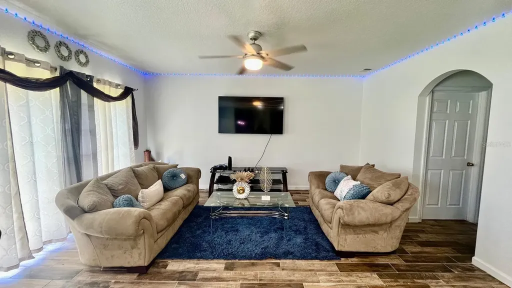 703 Robin Court Kissimmee FL 34759