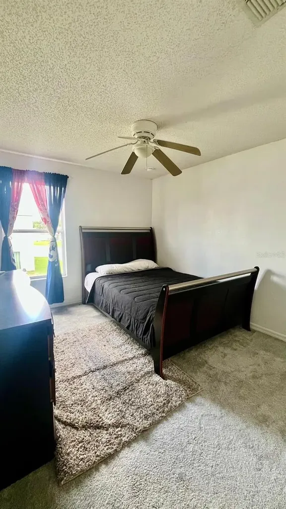 703 Robin Court Kissimmee FL 34759