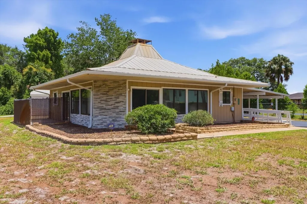 5383 N Carl G Rose Highway Hernando FL 34442