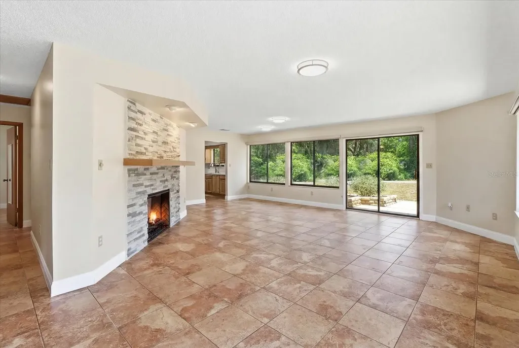 5383 N Carl G Rose Highway Hernando FL 34442