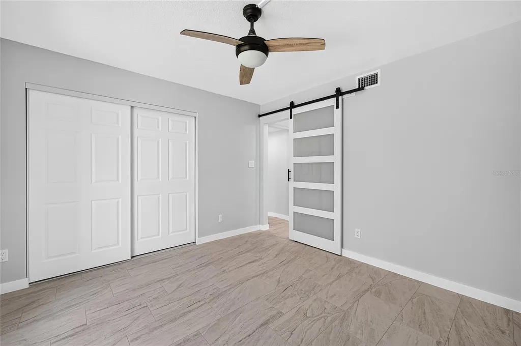 5055 N Beach Road Englewood FL 34223