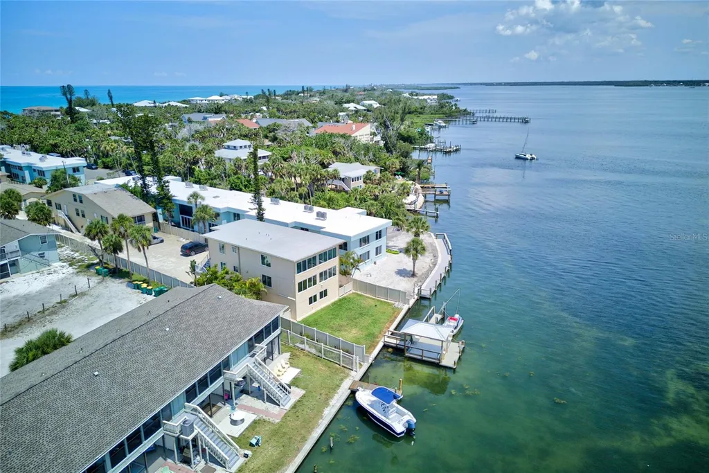 5055 N Beach Road Englewood FL 34223