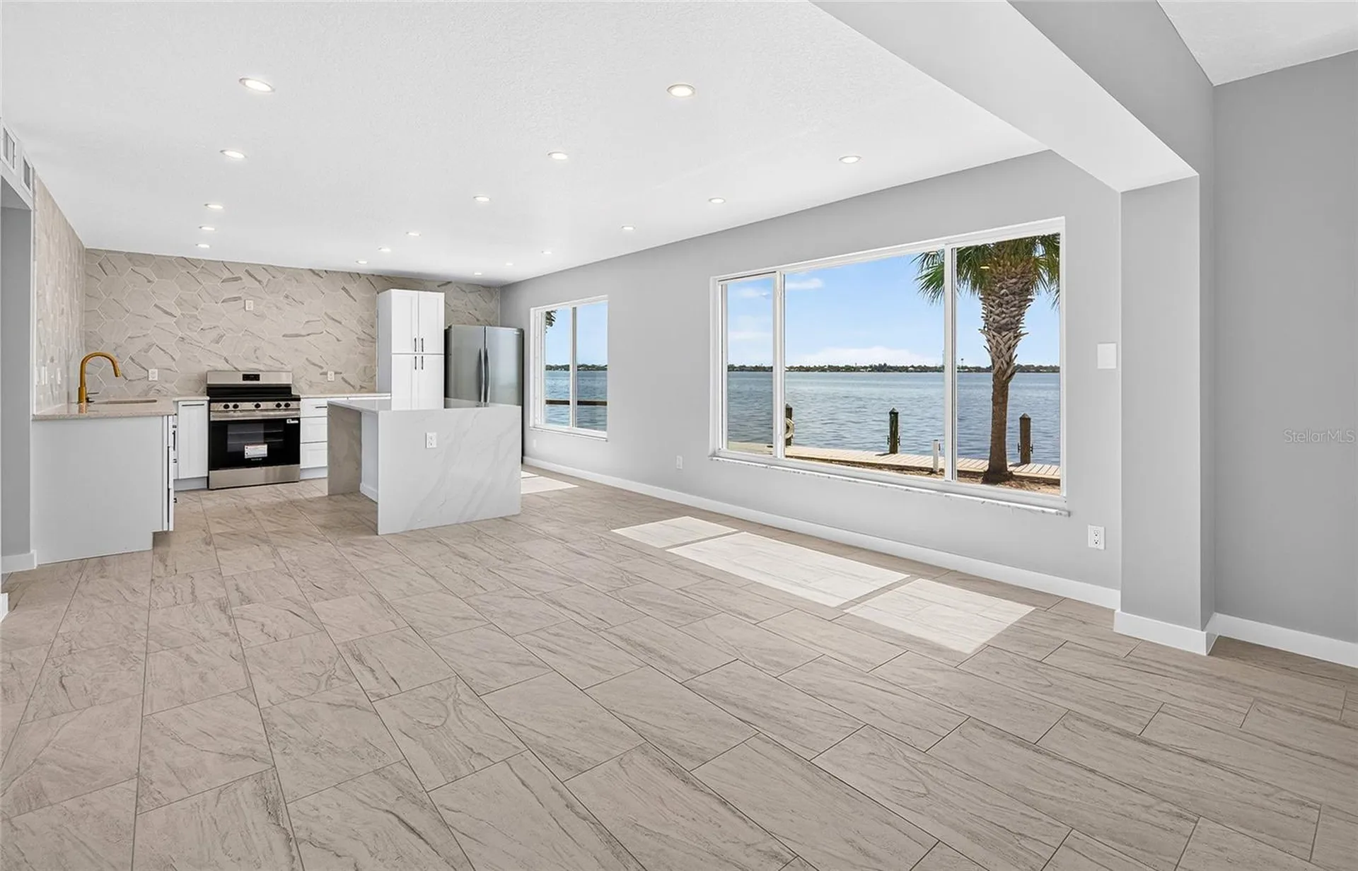 5055 N Beach Road Englewood FL 34223