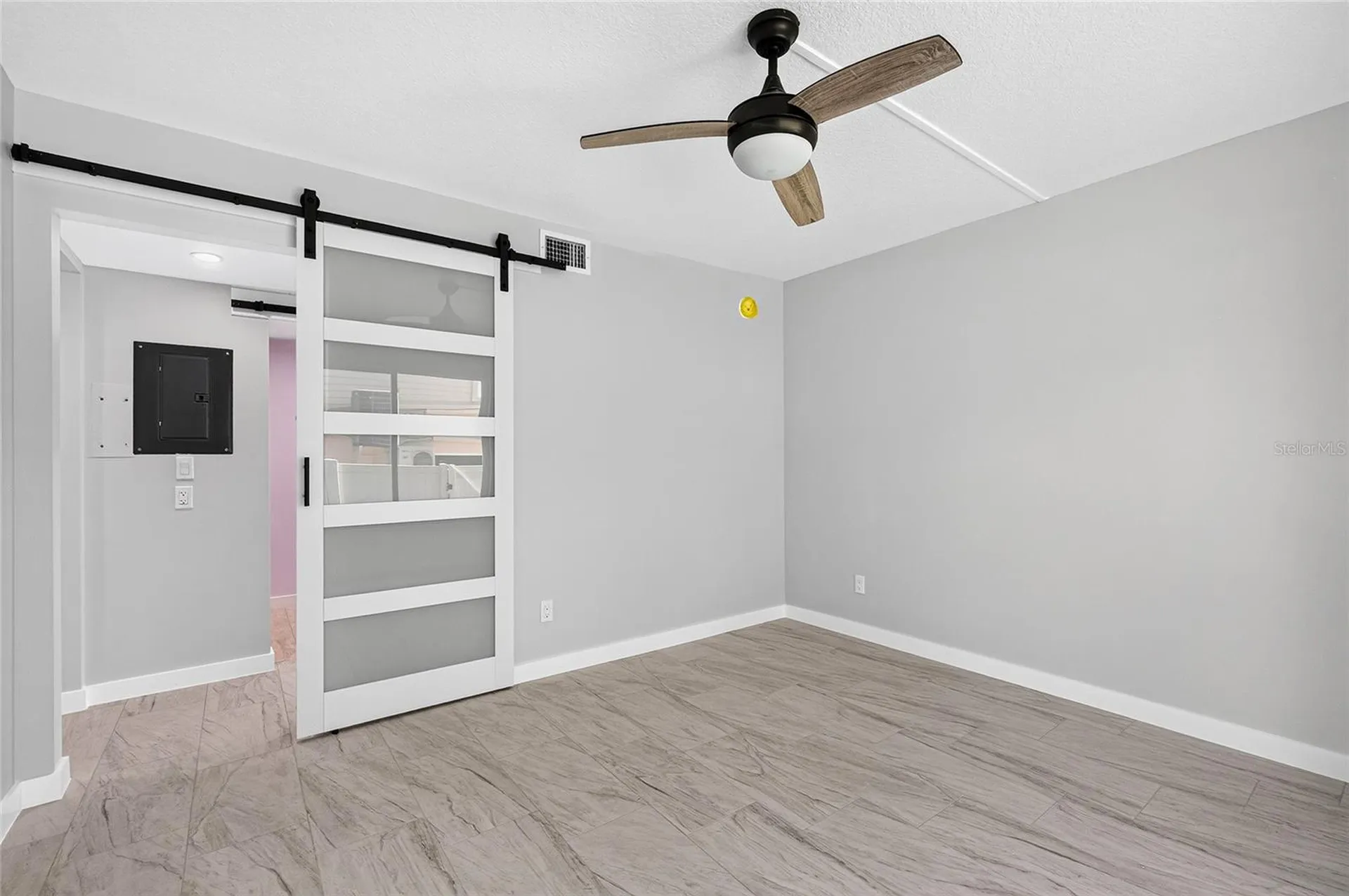5055 N Beach Road Englewood FL 34223