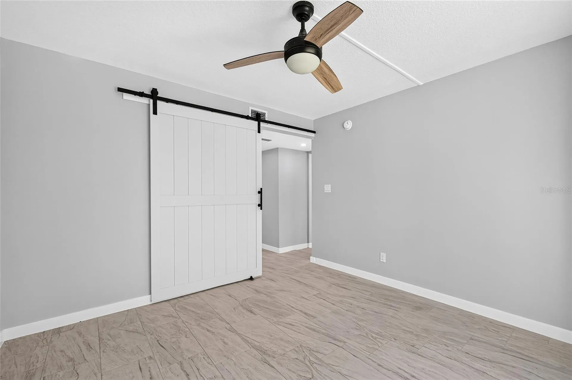 5055 N Beach Road Englewood FL 34223