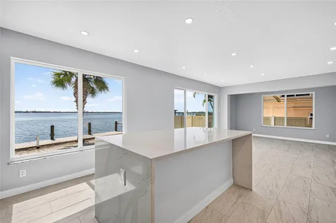 5055 N Beach Road Englewood FL 34223