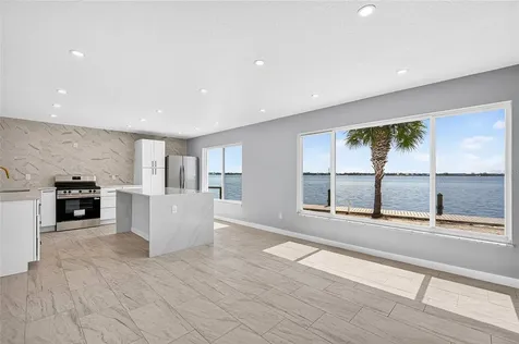 5055 N Beach Road Englewood FL 34223